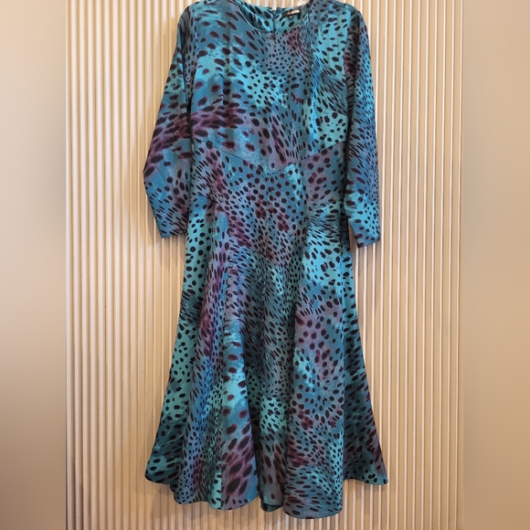 Natori Cheetah Crepe Top Stitch Dress Teal Aqua Blue 3/4 Sleeve Back Zip - Picture 2 of 3